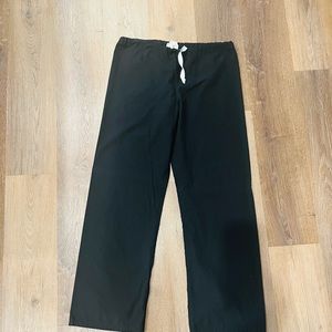 Urbane Scrubs Relaxed Fit